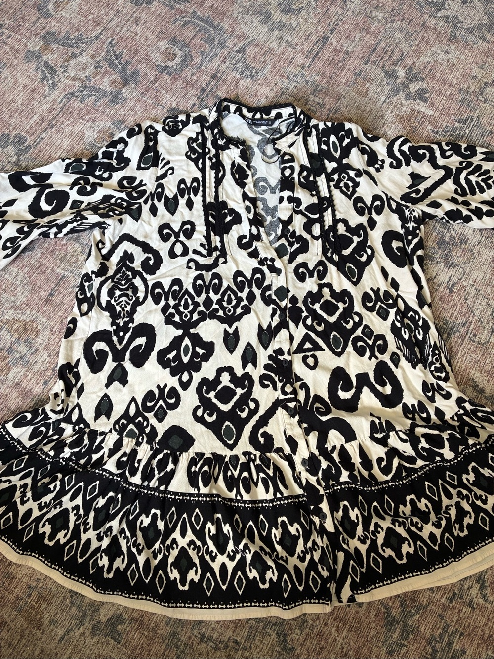 Zara Black & White Patterned V-Neck Tunic Top/mini dress